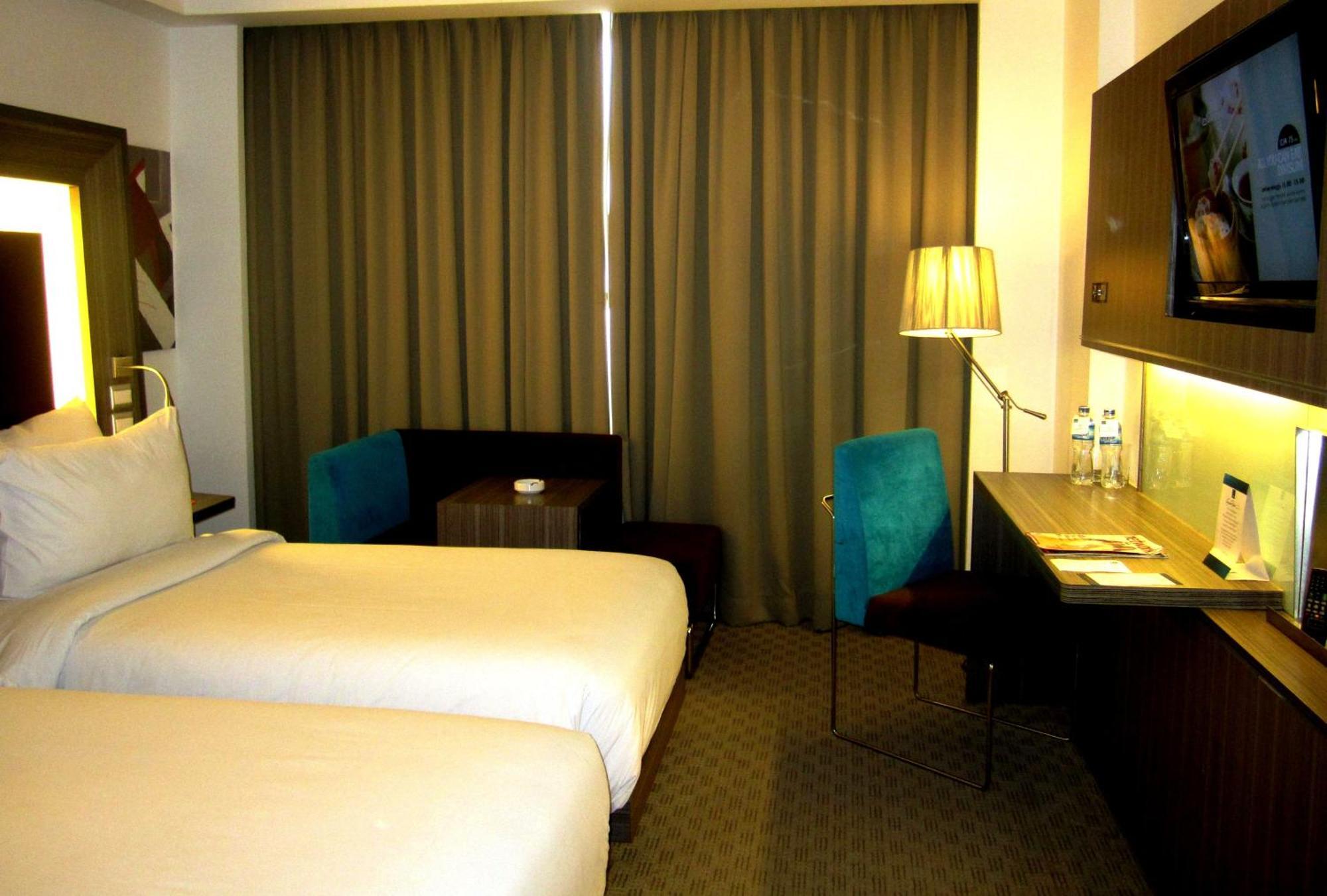 Novotel Bangka Hotel & Convention Center Pangkal Pinang Bilik gambar